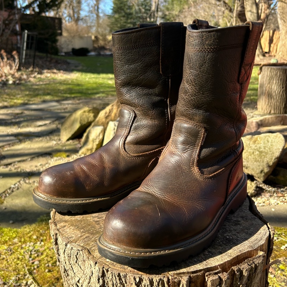 WOLVERINE SIZE US11 MEN'S FLOORHAND WATERPROOF STEEL-TOE 10" WELLINGTON